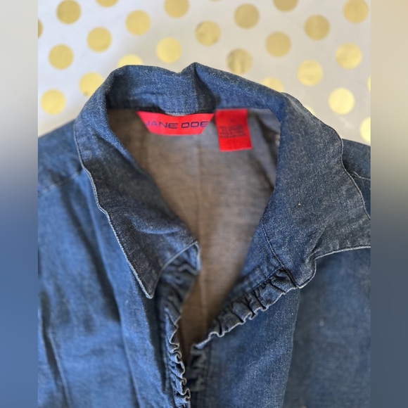 Chic Denim Ruffle Collar Shirt - Picture 2 of 2